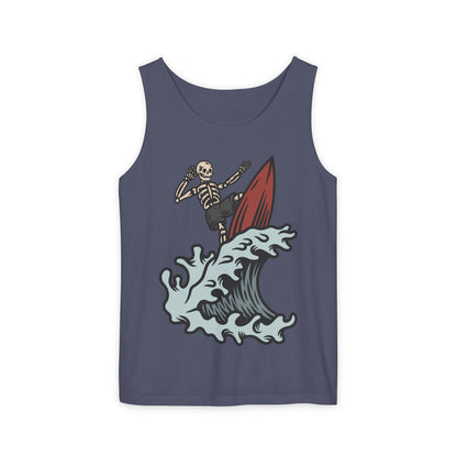 Surf Wave Graphic tank